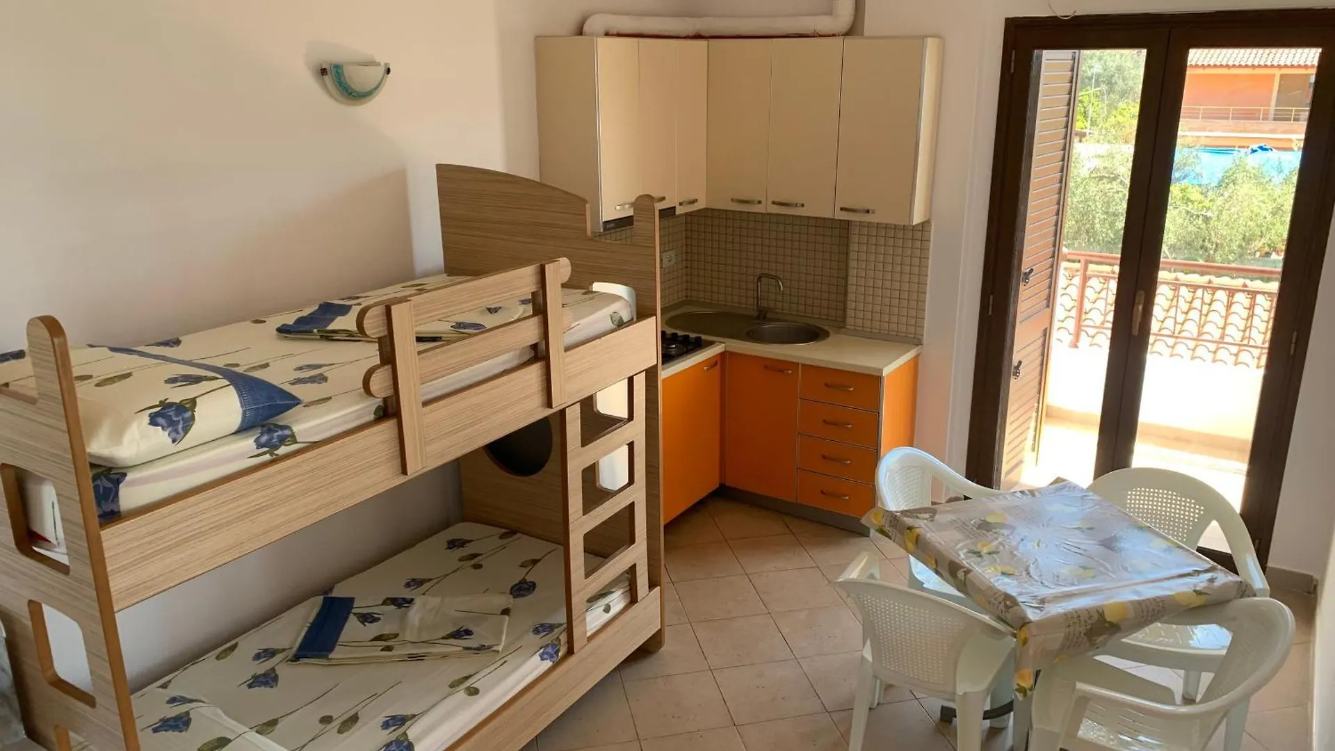 San Paolo Apartments Vlorë 0*,  Albánie